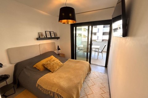 Huoneisto myytävänä Playa Flamenca II, Alicante, Espanja, 2 makuuhuonetta, 75 m2 No. 147598 - kuva 6