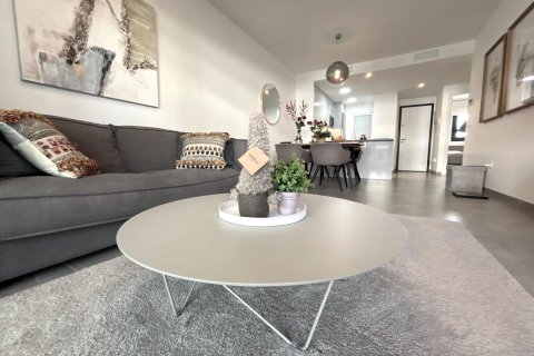 Huoneisto myytävänä Playa Flamenca II, Alicante, Espanja, 2 makuuhuonetta, 75 m2 No. 147598 - kuva 8