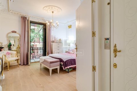 Dzīvoklis pārdošanā Barcelona, Spānijā 4 istabas, 160 m2 Nr. 196232 - attēls 6