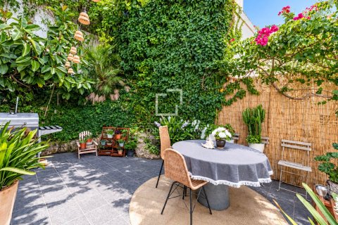 Villa for sale in Sitges, Barcelona, Spain 4 bedrooms, 215 sq.m. No. 196230 - photo 15