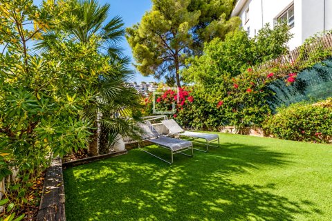 Villa for sale in Sitges, Barcelona, Spain 4 bedrooms, 160 sq.m. No. 196235 - photo 6