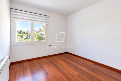 Villa for sale in Sitges, Barcelona, Spain 4 bedrooms, 160 sq.m. No. 196235 - photo 22