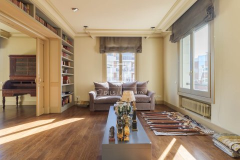 Dzīvoklis pārdošanā Barcelona, Spānijā 4 istabas, 256 m2 Nr. 196229 - attēls 17