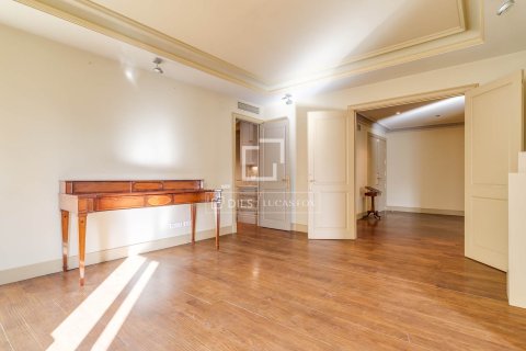 Dzīvoklis pārdošanā Barcelona, Spānijā 4 istabas, 256 m2 Nr. 196229 - attēls 15