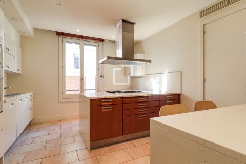 Dzīvoklis pārdošanā Barcelona, Spānijā 4 istabas, 256 m2 Nr. 196229 - attēls 26