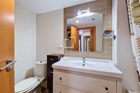 Dzīvoklis pārdošanā Cubelles, Barcelona, Spānijā 4 istabas, 120 m2 Nr. 196231 - attēls 12