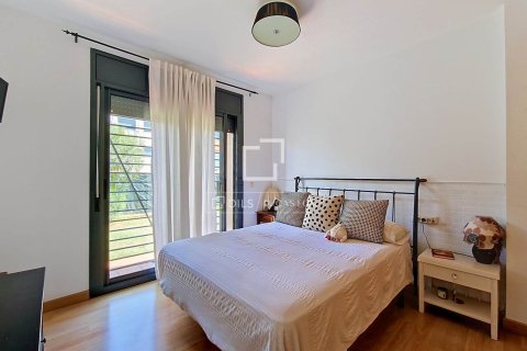 Dzīvoklis pārdošanā Cubelles, Barcelona, Spānijā 4 istabas, 120 m2 Nr. 196231 - attēls 14