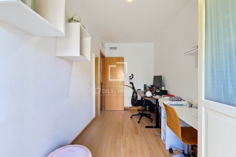 Dzīvoklis pārdošanā Cubelles, Barcelona, Spānijā 4 istabas, 120 m2 Nr. 196231 - attēls 28