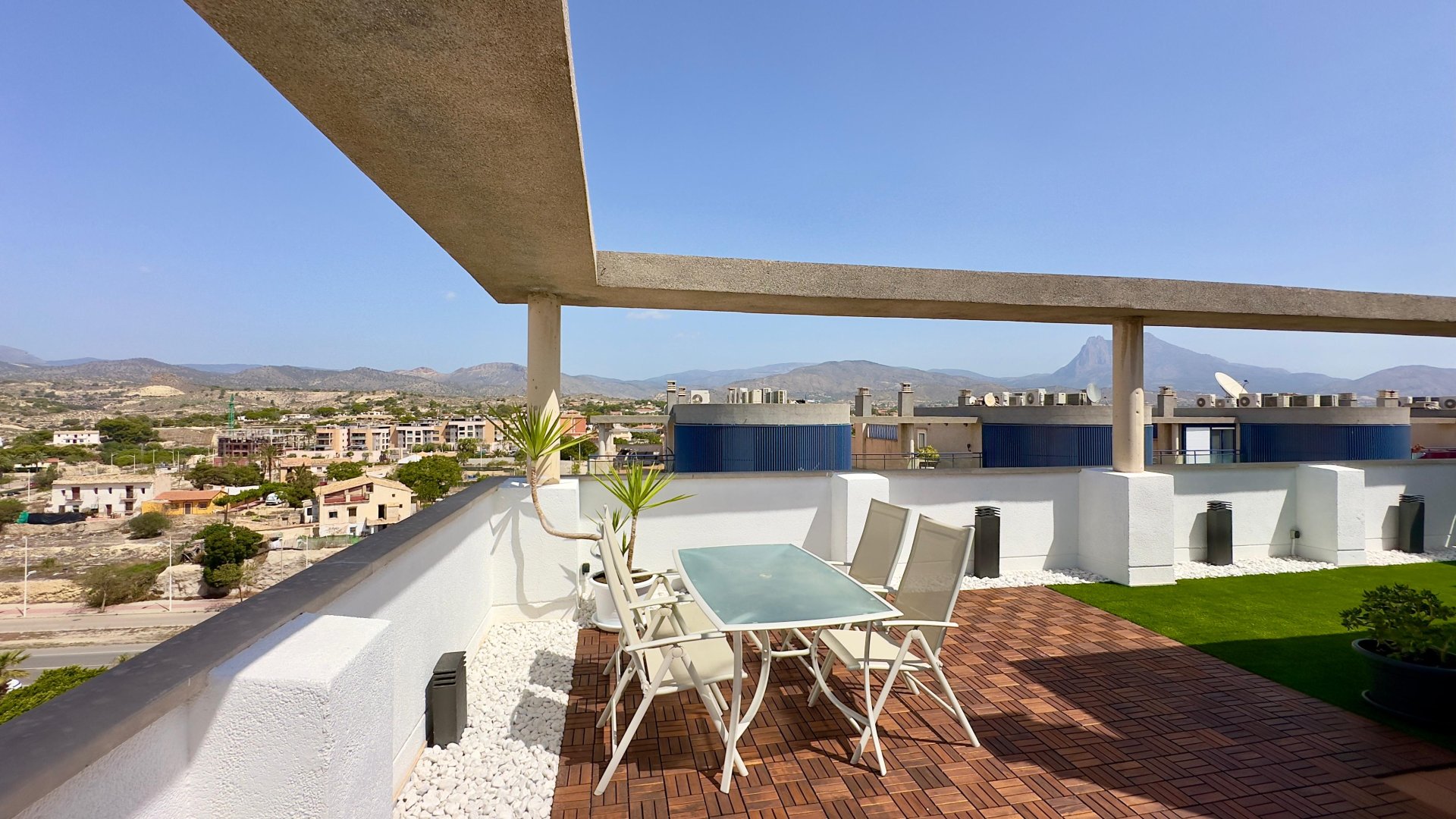 Appartamento a Villajoyosa, Alicante, Spagna 2 camere da letto, 160 mq. N° 192494