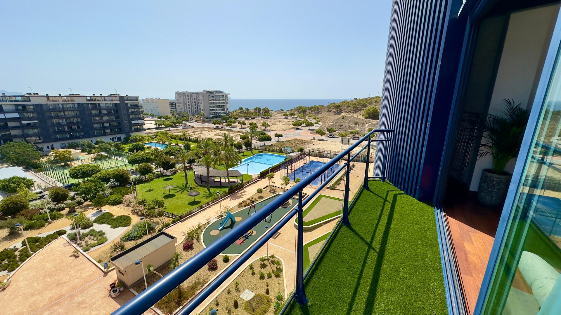 Appartamento a Villajoyosa, Alicante, Spagna 2 camere da letto, 160 mq. N° 192494