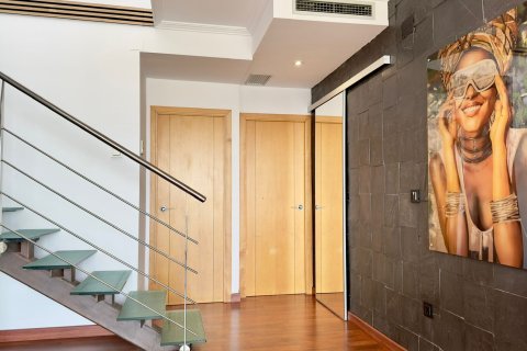Apartment for sale in Villajoyosa, Alicante, Spain 2 bedrooms, 160 sq.m. No. 192494 - photo 17