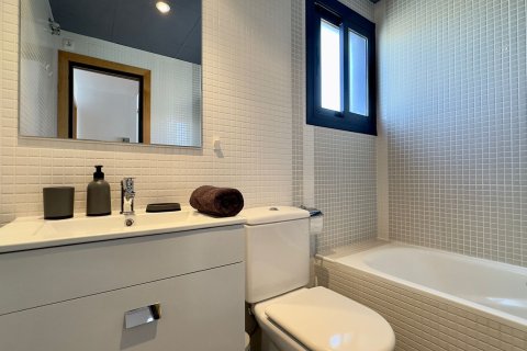 Apartment for sale in Villajoyosa, Alicante, Spain 2 bedrooms, 160 sq.m. No. 192494 - photo 30