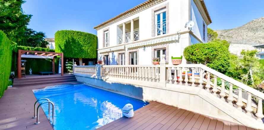 Villa a Finestrat, Alicante, Spagna 4 camere da letto, 265 mq. N° 192492