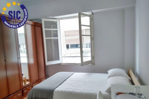 Apartment for sale in Valencia, Spain 4 bedrooms, 82 sq.m. No. 144243 - photo 14