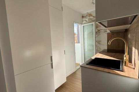 Penthouse for sale in Torrevieja, Alicante, Spain 2 bedrooms, 70 sq.m. No. 165845 - photo 19