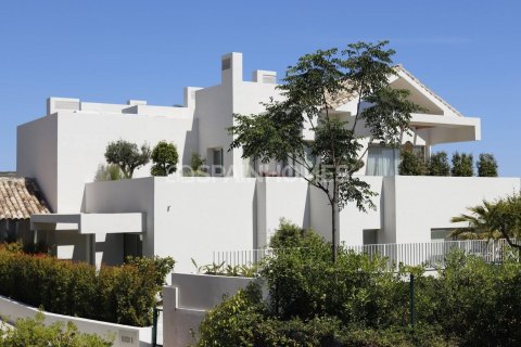 Huoneisto myytävänä Benahavis, Malaga, Espanja, 2 makuuhuonetta, 109 m2 No. 74082 - kuva 9