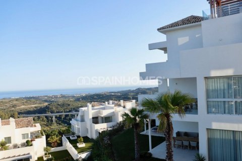 Huoneisto myytävänä Benahavis, Malaga, Espanja, 2 makuuhuonetta, 109 m2 No. 74082 - kuva 4