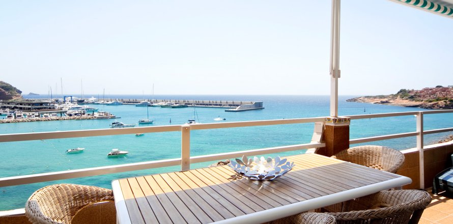 Huoneisto Port Adriano, Mallorca, Espanja 2 makuuhuonetta, 60 m2 No. 139231