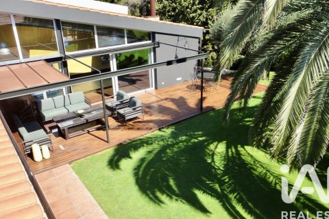 Māja pārdošanā Sant Vicenc De Montalt, Barcelona, Spānijā 7 istabas, 738 m2 Nr. 152888 - attēls 19