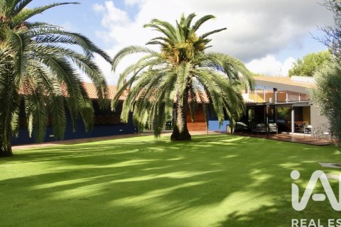 House in Sant Vicenc De Montalt, Barcelona, Spanien 7 Schlafzimmer, 738 m2 Nr. 152888