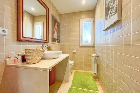 Villa for sale in Costa De La Calma, Mallorca, Spain 4 bedrooms, 351 sq.m. No. 148148 - photo 11