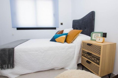 Villa till salu i Benidorm, Alicante, Spanien 3 sovrum, 392 kvm. Nr. 148143 - foto 9