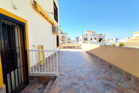 Townhouse for sale in Torrevieja, Alicante, Spain 6 bedrooms, 88 sq.m. No. 190150 - photo 30