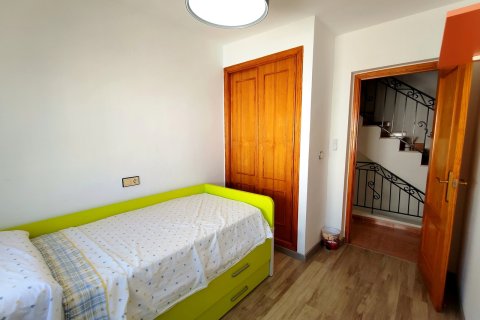 Townhouse for sale in Torrevieja, Alicante, Spain 6 bedrooms, 88 sq.m. No. 190150 - photo 20