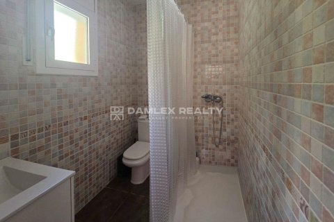 Продажа дома в Калонже, Герона, Испания 3 спальни, 107м2 №179440 - фото 20