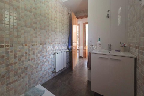 Продажа дома в Калонже, Герона, Испания 3 спальни, 107м2 №179440 - фото 19