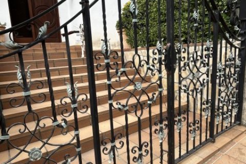 Talo myytävänä Argentona, Barcelona, Espanja, 5 makuuhuonetta, 323 m2 No. 191399 - kuva 5