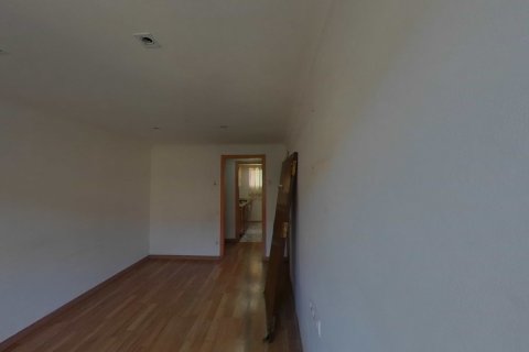 Wohnung zum Verkauf in Barcelona, Spanien 3 Schlafzimmer, 61 m2 Nr. 191401 - Foto 8