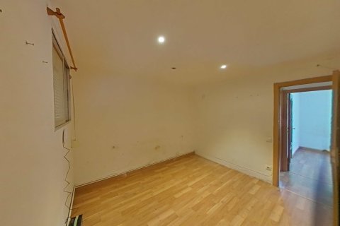 Wohnung zum Verkauf in Barcelona, Spanien 3 Schlafzimmer, 61 m2 Nr. 191401 - Foto 14