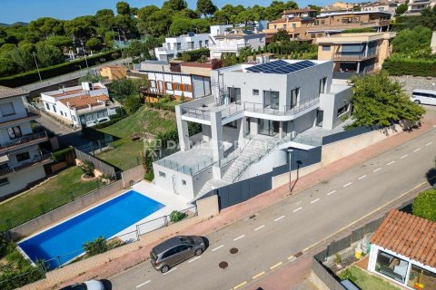 Willa w Palamos, Girona, Hiszpania 5 sypialni, 537 mkw. nr 176811 – zdjęcie 3