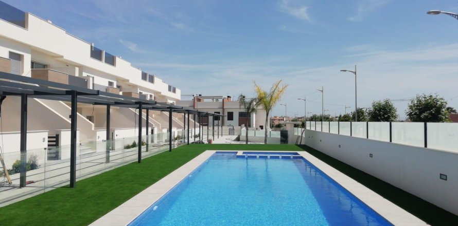 Radhus Pilar de la Horadada, Alicante, Spanien 3 sovrum, 114 kvm. Nr. 139418