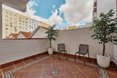 Apartament w Madrid, Hiszpania 2 sypialnie, 78 mkw. nr 179872 – zdjęcie 15