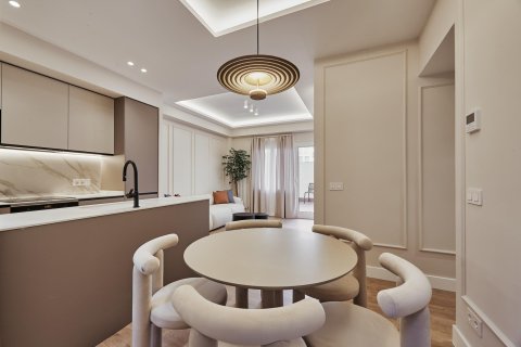 Apartament w Madrid, Hiszpania 2 sypialnie, 78 mkw. nr 179872 – zdjęcie 7