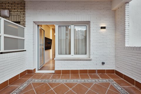 Apartament w Madrid, Hiszpania 2 sypialnie, 78 mkw. nr 179872 – zdjęcie 16
