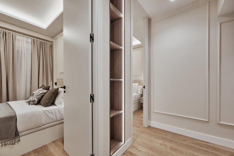 Apartament w Madrid, Hiszpania 2 sypialnie, 78 mkw. nr 179872 – zdjęcie 14