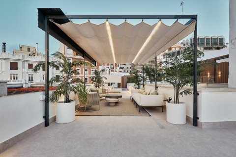 Apartament w Madrid, Hiszpania 4 sypialnie, 157 mkw. nr 179870 – zdjęcie 4