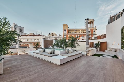 Apartament w Madrid, Hiszpania 4 sypialnie, 157 mkw. nr 179870 – zdjęcie 30