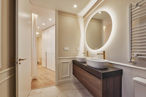 Apartament w Madrid, Hiszpania 4 sypialnie, 157 mkw. nr 179870 – zdjęcie 10