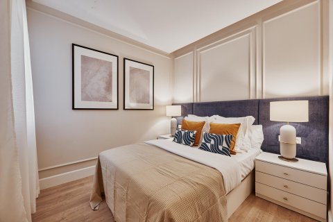Apartament w Madrid, Hiszpania 4 sypialnie, 157 mkw. nr 179870 – zdjęcie 16