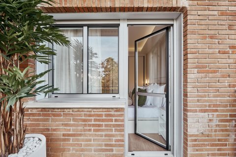 Villa for sale in Madrid, Spain 4 bedrooms, 156 sq.m. No. 179869 - photo 22