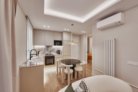 Villa pārdošanā Madrid, Spānijā 2 istabas, 64 m2 Nr. 179874 - attēls 3