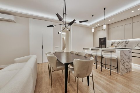 Dzīvoklis pārdošanā Madrid, Spānijā 3 istabas, 110 m2 Nr. 179873 - attēls 18