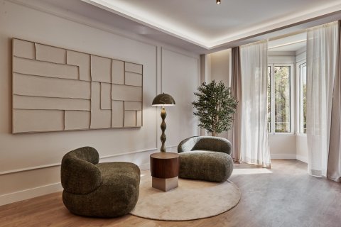 Apartment for sale in Madrid, Spain 5 bedrooms, 235 sq.m. No. 179875 - photo 6