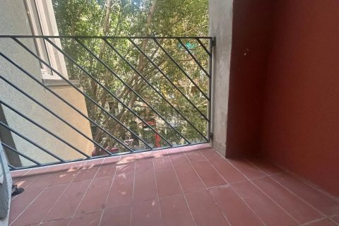 Lägenhet till salu i Barcelona, Spanien 3 sovrum, 86 kvm. Nr. 140728 - foto 6