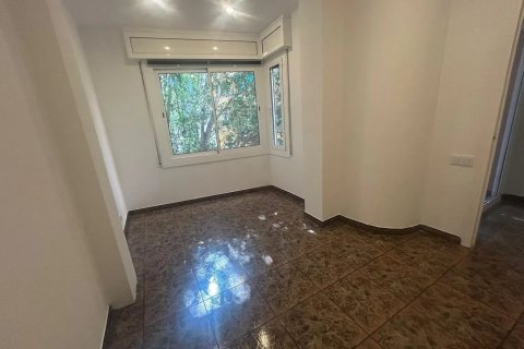 Lägenhet till salu i Barcelona, Spanien 3 sovrum, 86 kvm. Nr. 140728 - foto 1