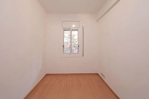 Apartamento en venta en Barcelona, España 4 dormitorios, 80 m2 No. 140727 - foto 16